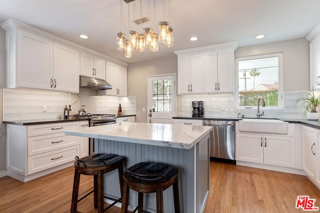 4082 Sawtelle Boulevard Property Photo
