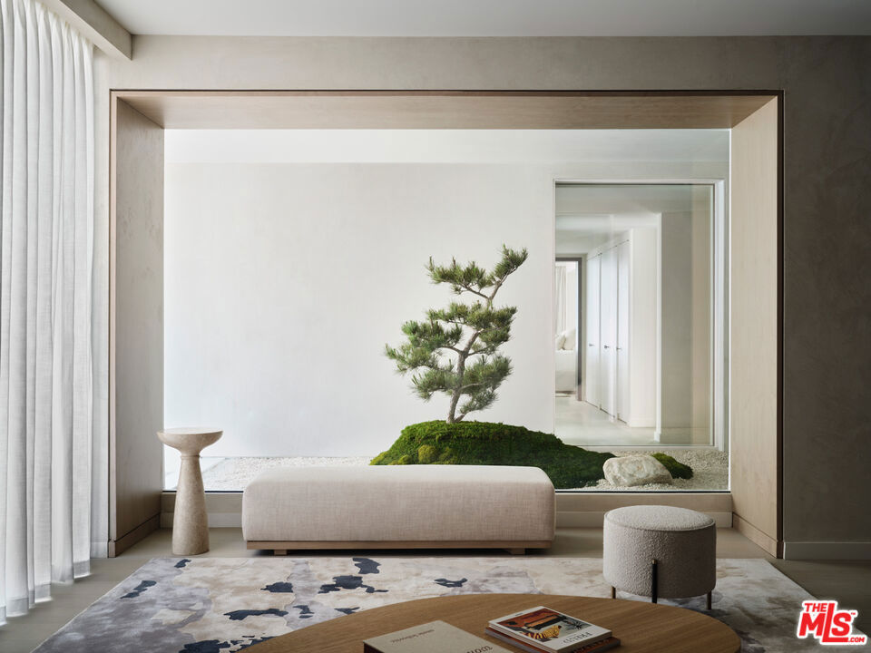 9200 Wilshire Blvd 203E Property Photo 1