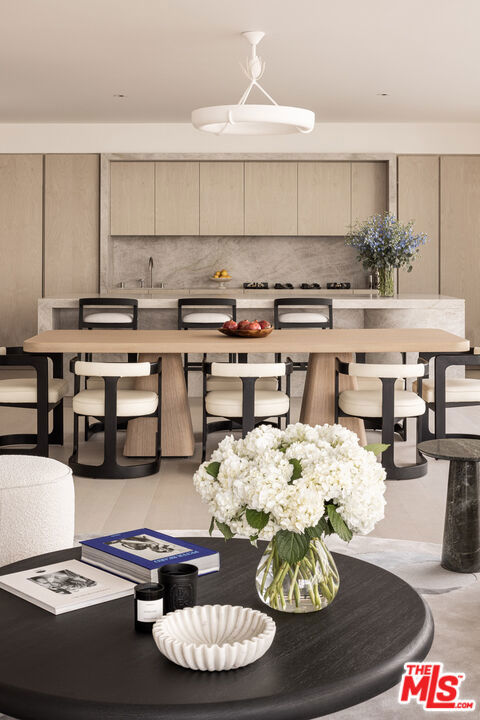 9200 Wilshire Blvd 406w Property Photo 2