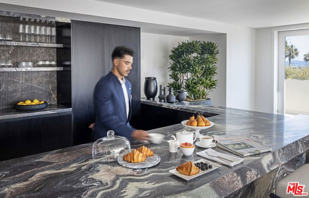 9200 Wilshire Blvd 406w Property Photo 17