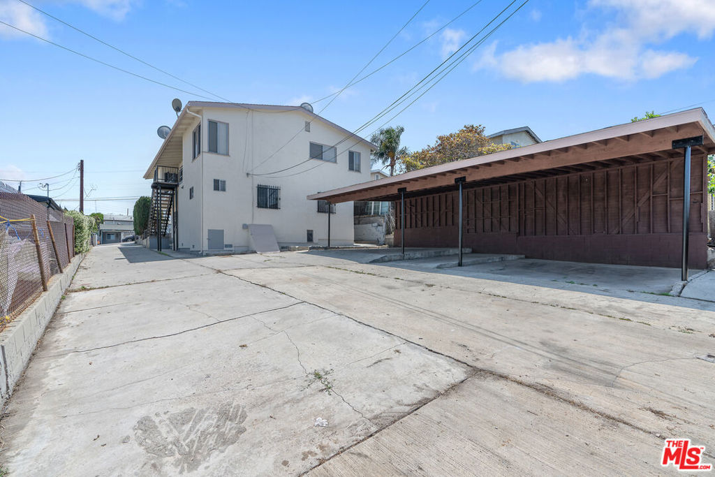 945 N Ditman Avenue Property Photo 37