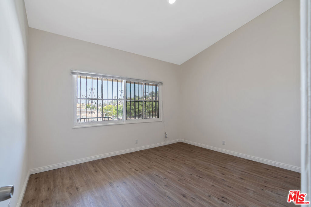 945 N Ditman Avenue Property Photo 43