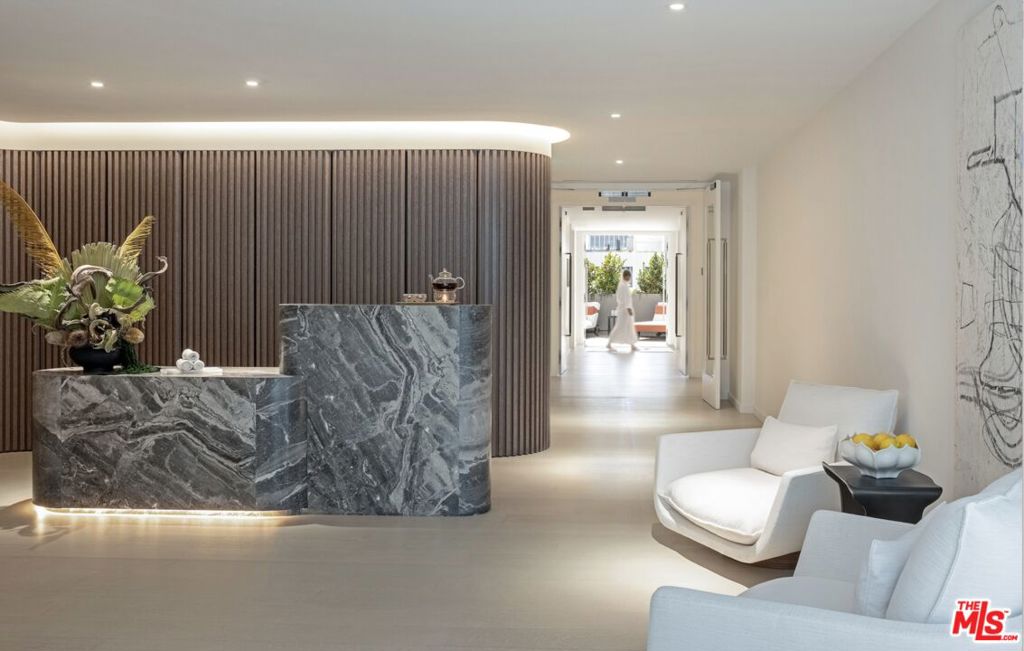 9200 Wilshire Blvd 202e Property Photo 20