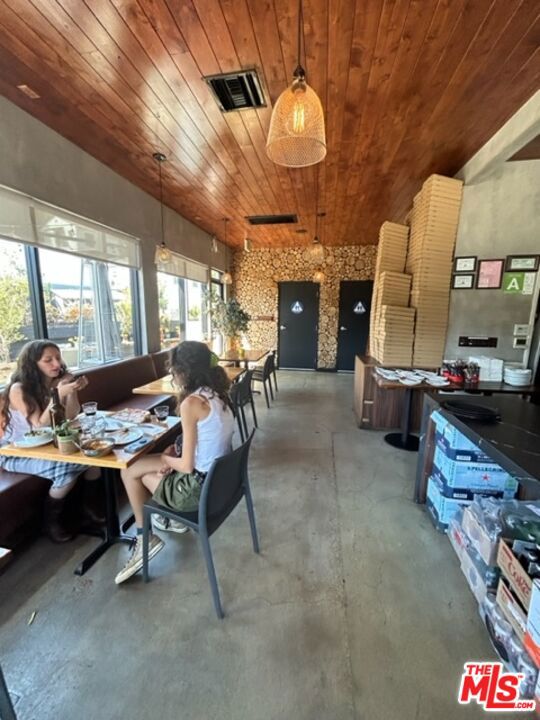 2861 W Sunset Boulevard Property Photo 13