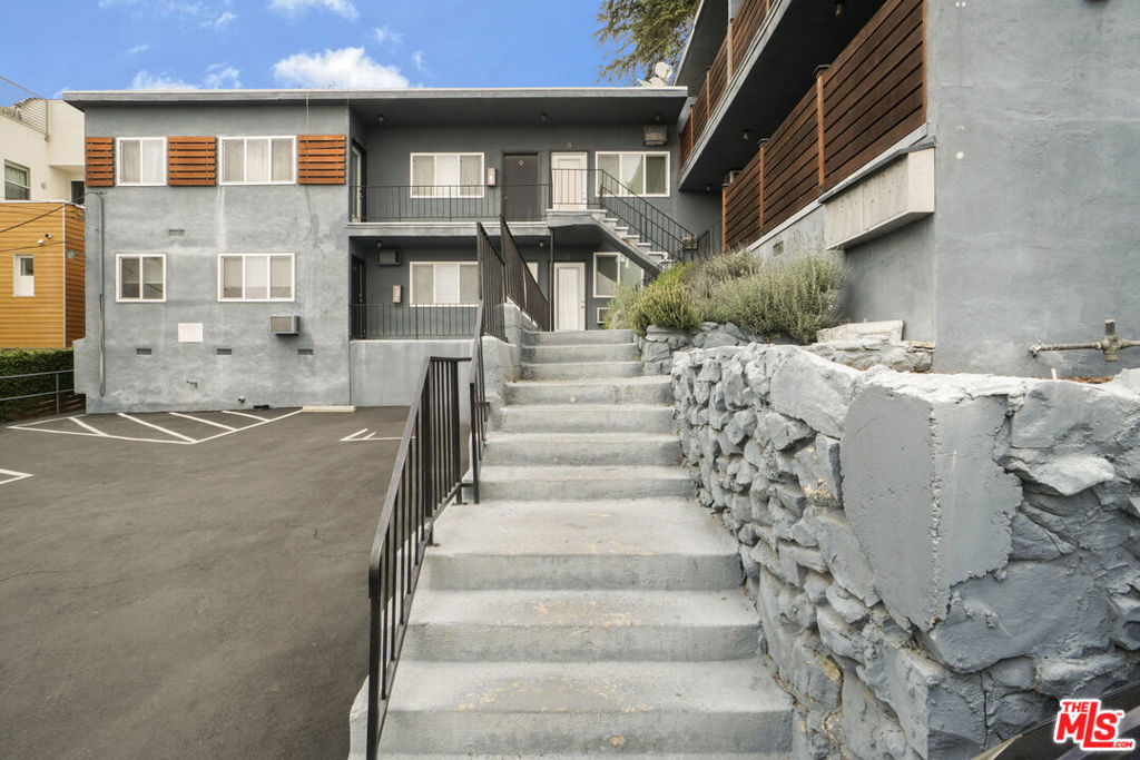 1315 Montana Street Property Photo 10