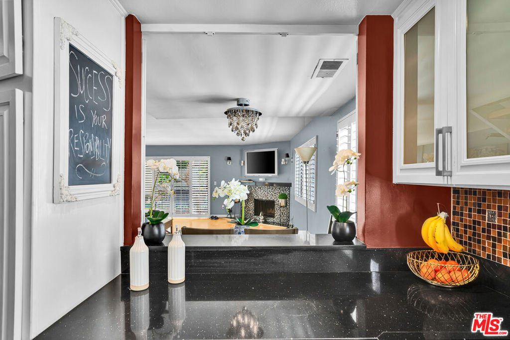 11953 Goshen Avenue 5 Property Photo 7