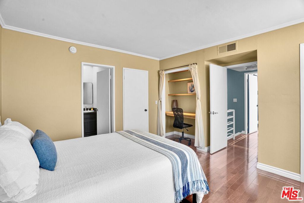 11953 Goshen Avenue 5 Property Photo 23