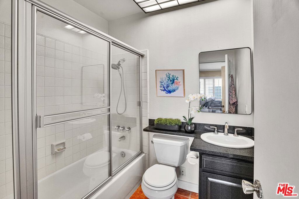 11953 Goshen Avenue 5 Property Photo 28