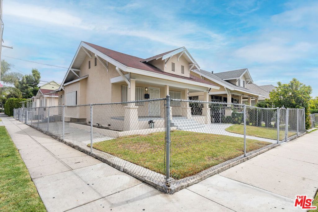 1401 E 41st Place Property Photo 1