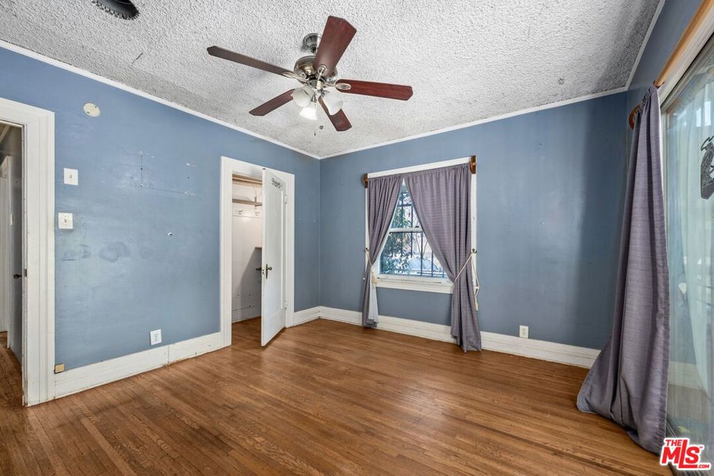 206 N Oxford Avenue Property Photo 28