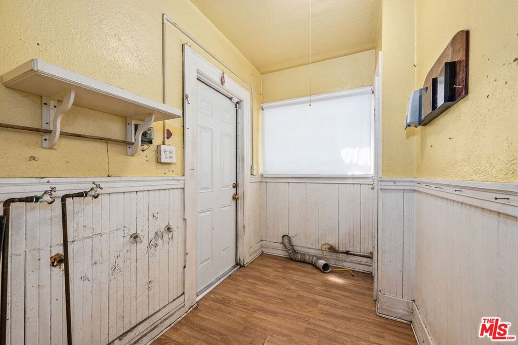 206 N Oxford Avenue Property Photo 34