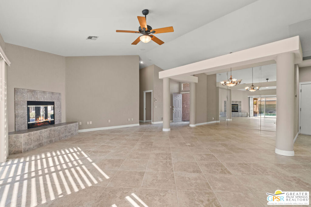 79185 Canterra Circle Property Photo 10