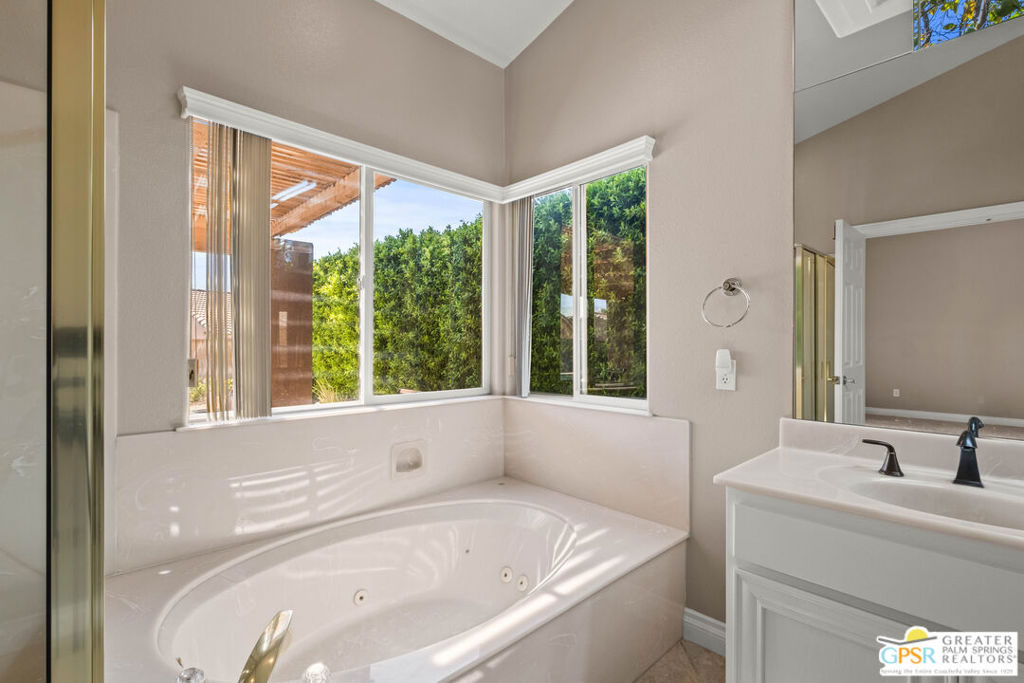 79185 Canterra Circle Property Photo 32