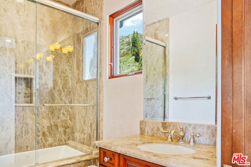 4440 Encinal Canyon Road #gh Property Photo 8