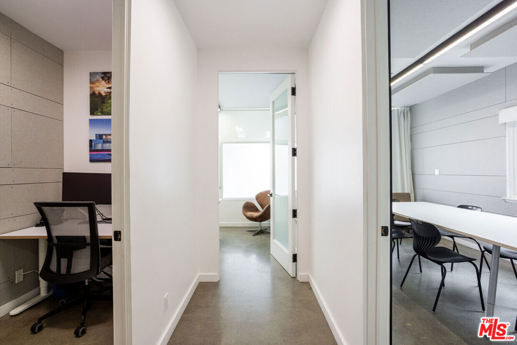 12421 Venice Boulevard Property Photo 5