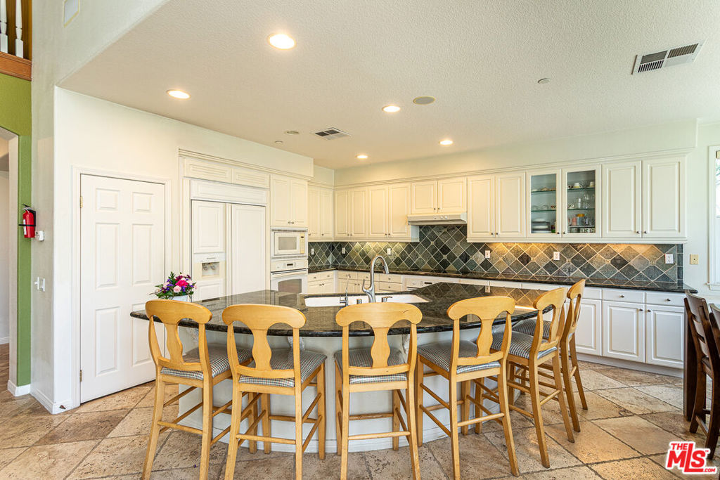 18568 Arbor Gate Lane Property Photo 12