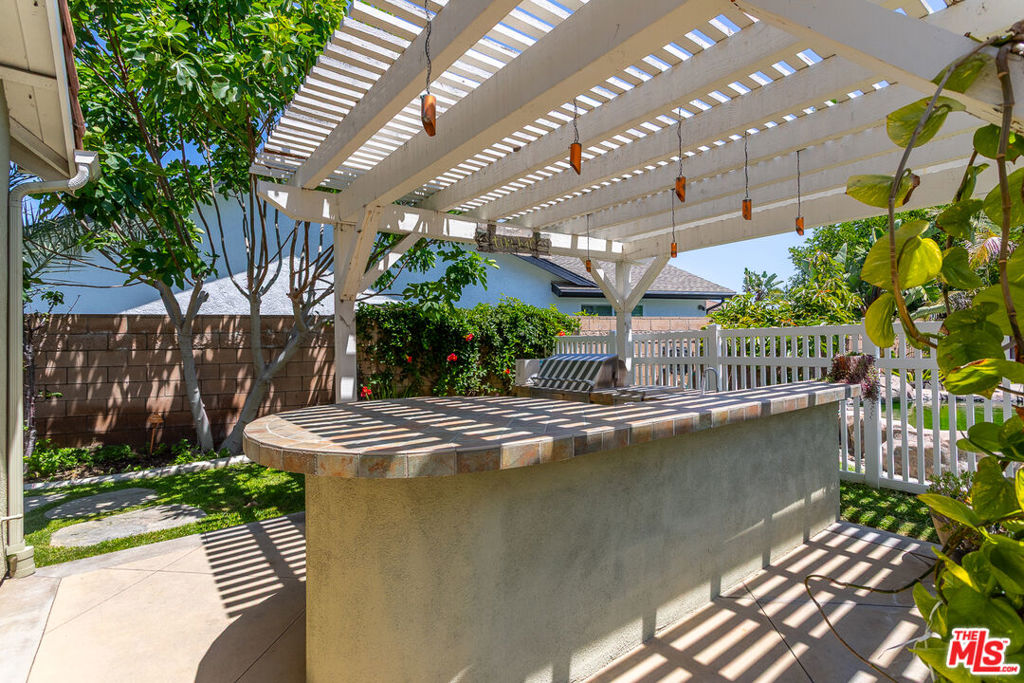 18568 Arbor Gate Lane Property Photo 17