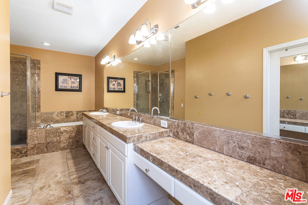 18568 Arbor Gate Lane Property Photo 25