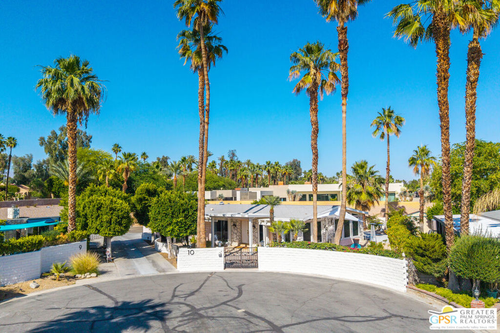 10 International Boulevard Property Photo 1