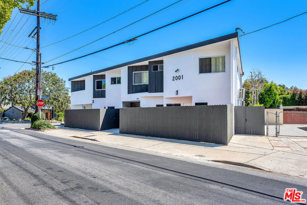 2001 Penmar Avenue Property Photo