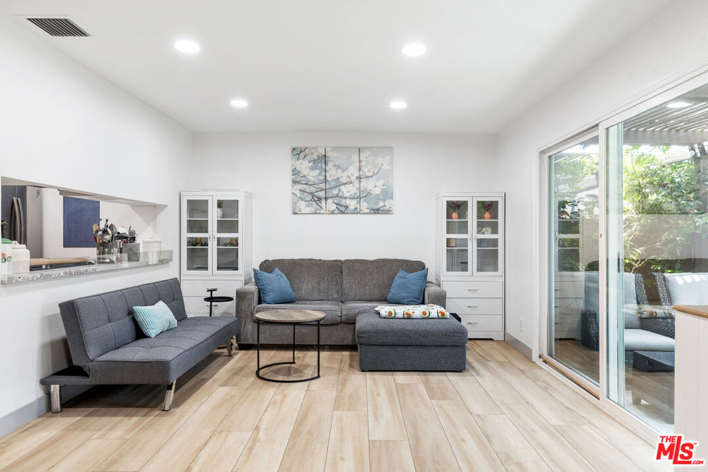 2735 Piedmont Avenue 6 Property Photo 1
