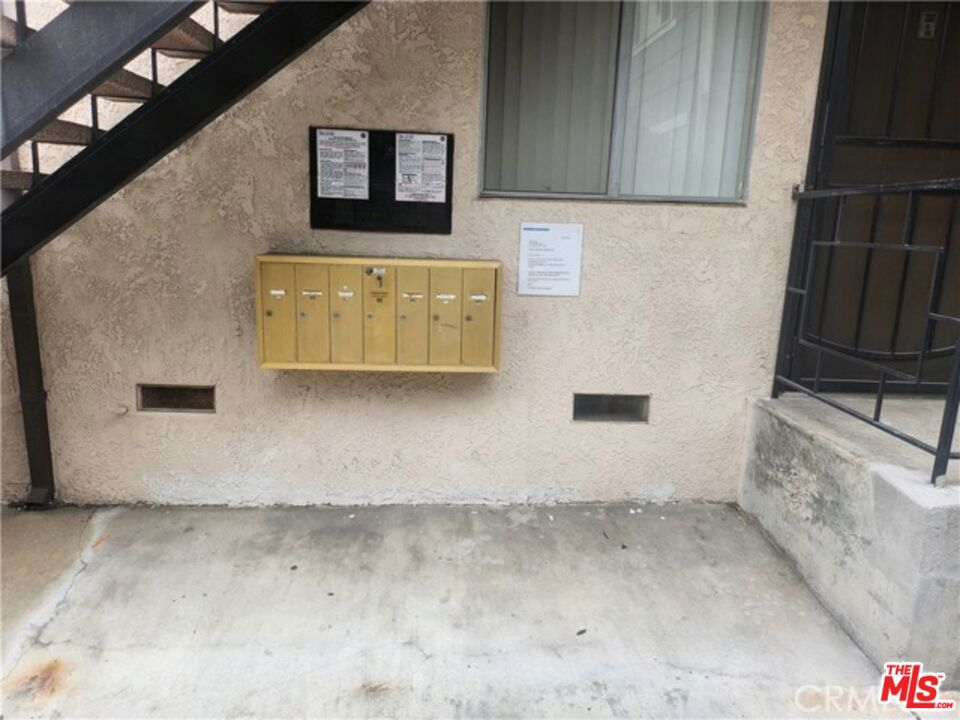 1406 Crenshaw Boulevard Property Photo 12