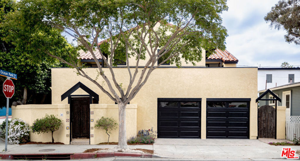 2613 5th Street Property Photo 1