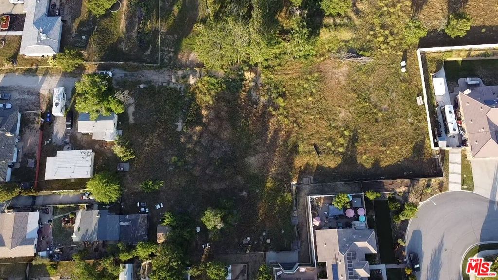 35425 Fir Avenue Property Photo 6