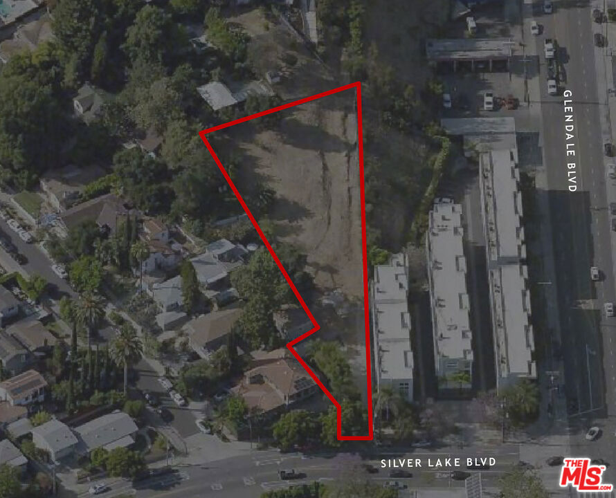 2389 Silverlake Blvd Property Photo 1