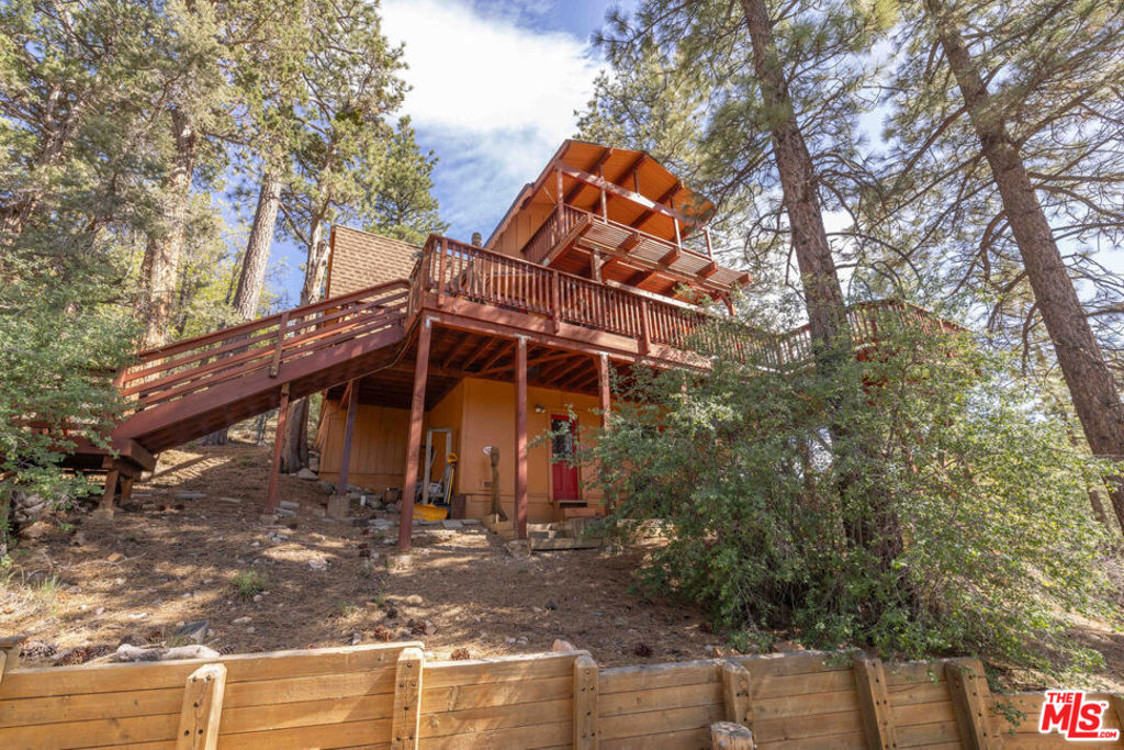 44185 Timron Lane Property Photo 1