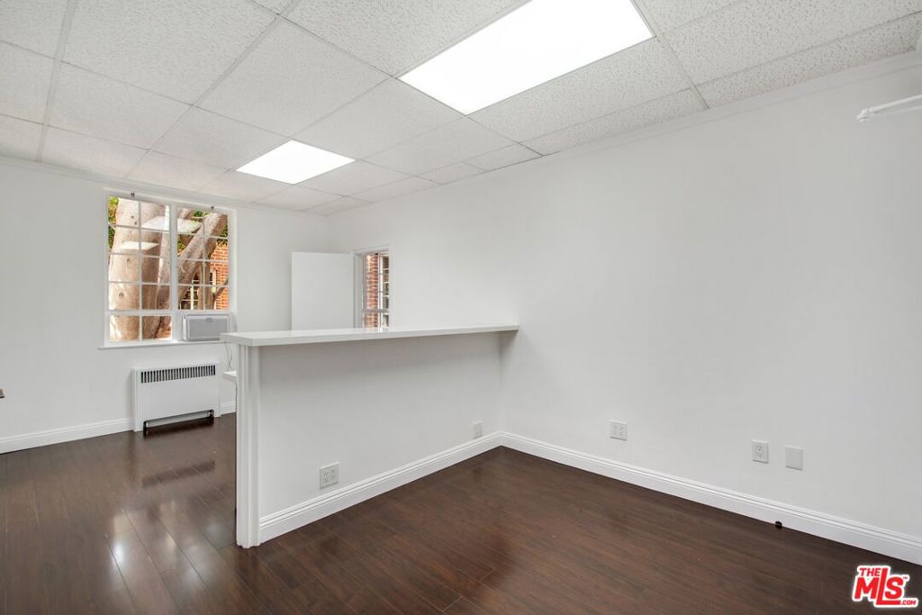 9730 Wilshire Boulevard 202 Property Photo 1