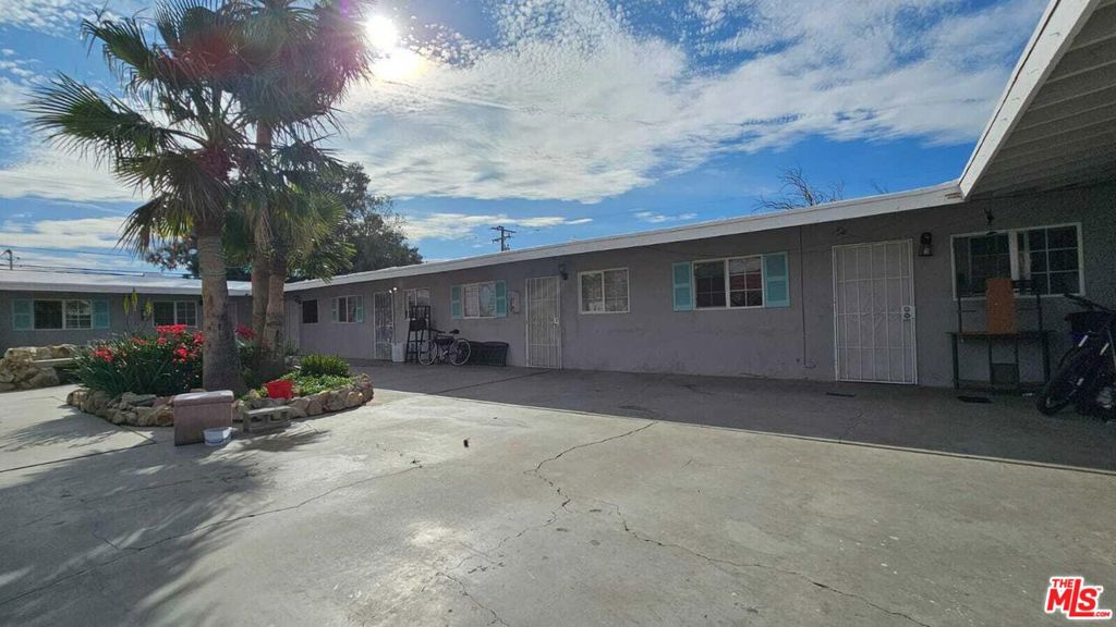 66327 7th Street Property Photo 1