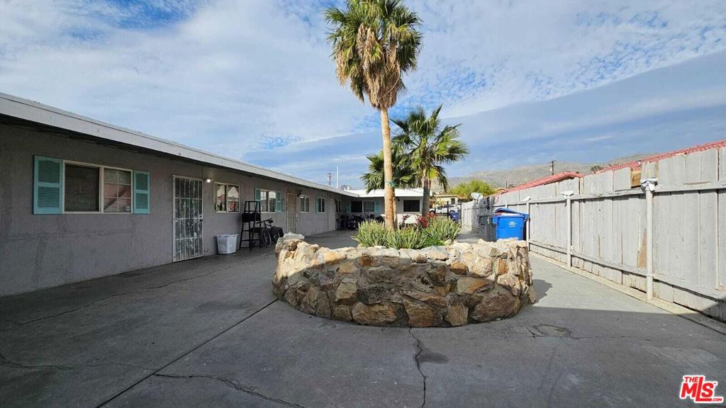 66327 7th Street Property Photo 4