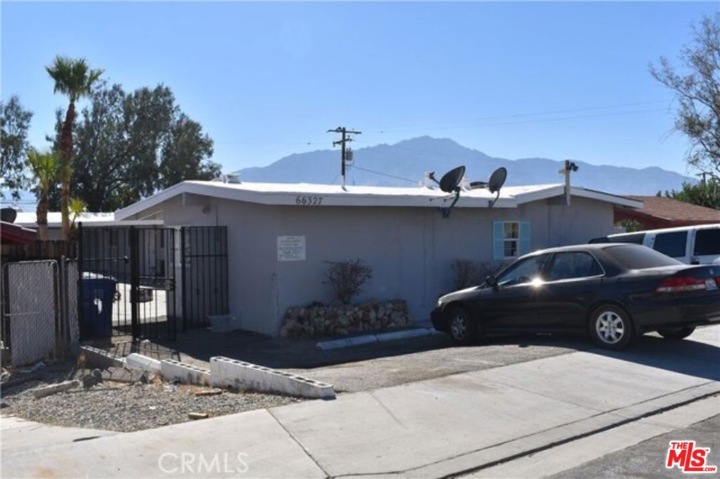 66327 7th Street Property Photo 6