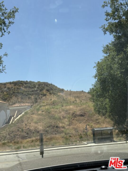 1000 E Thousand Oaks Boulevard Property Photo 13