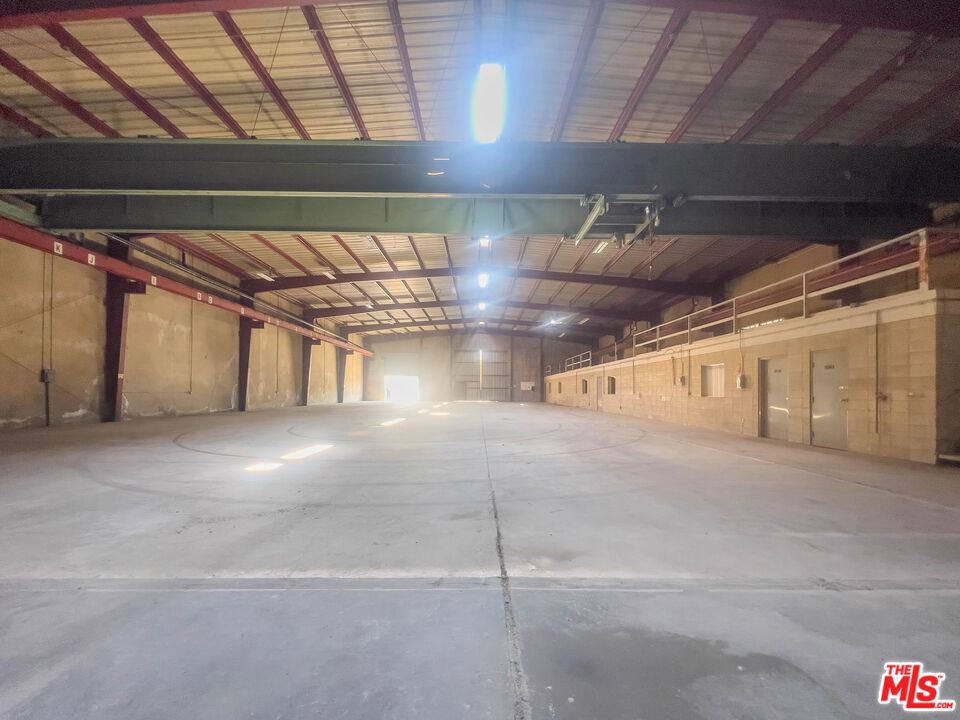 1540 Date Street Property Photo 2