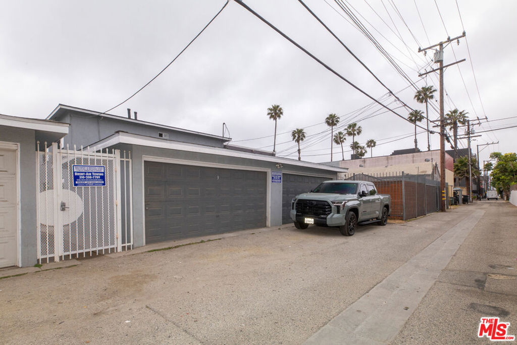 13001 W Washington Boulevard Property Photo 5