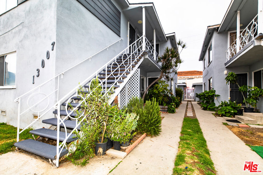 13001 W Washington Boulevard Property Photo 14