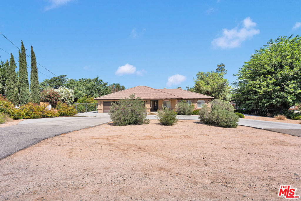 17594 Bangor Avenue Property Photo 2