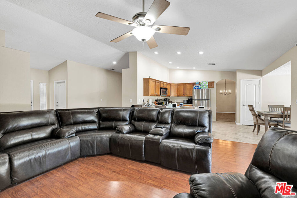 17594 Bangor Avenue Property Photo 8