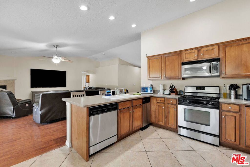 17594 Bangor Avenue Property Photo 10