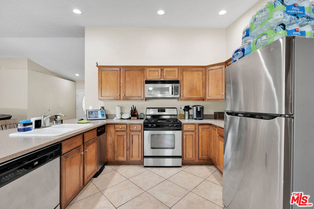 17594 Bangor Avenue Property Photo 11