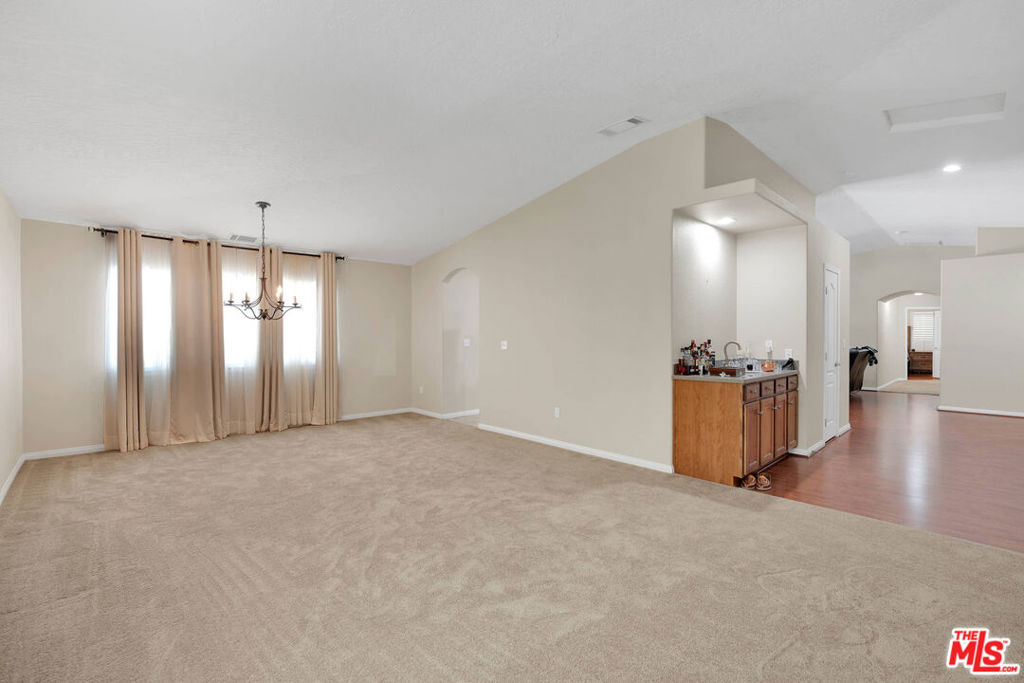 17594 Bangor Avenue Property Photo 18