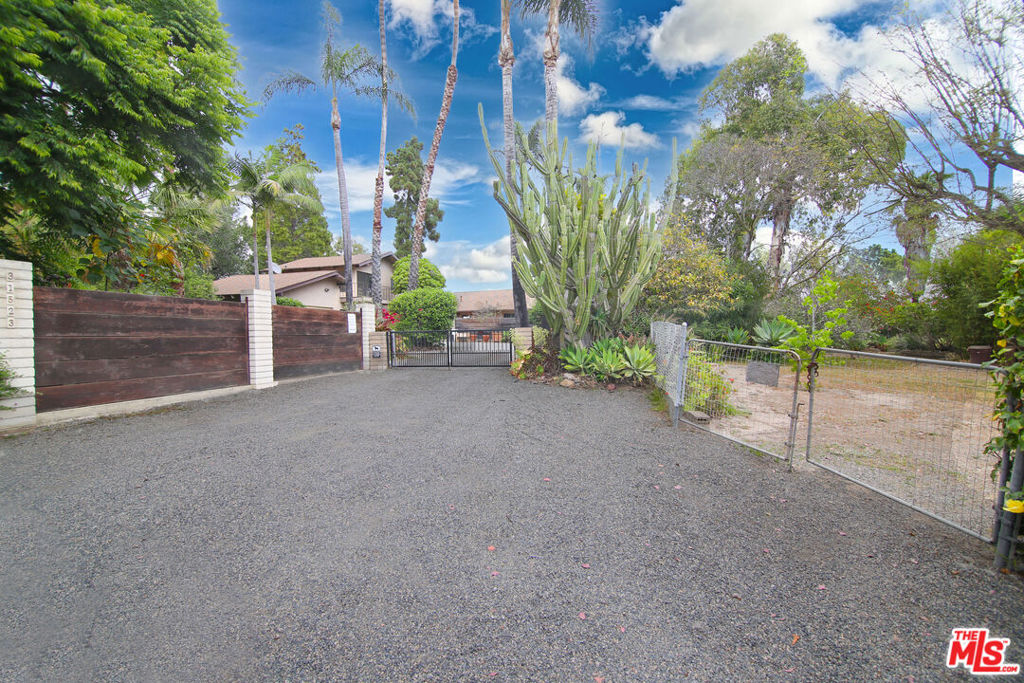 31523 Aguacate Road Property Photo 1