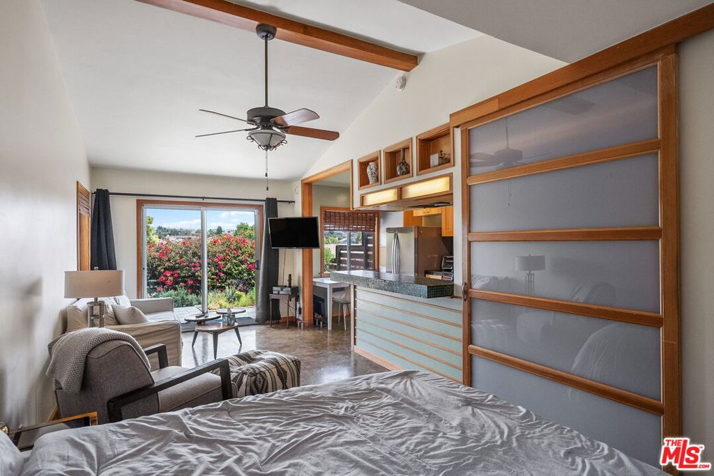 709 Ocean Park Boulevard Property Photo 6