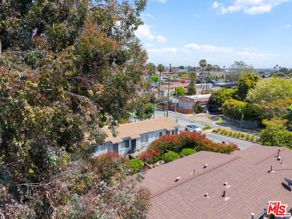 709 Ocean Park Boulevard Property Photo 28