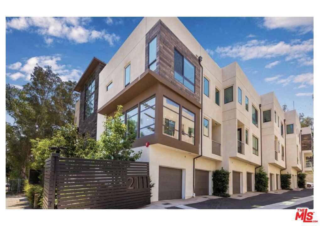 2111 N Cahuenga Boulevard 1 Property Photo 1