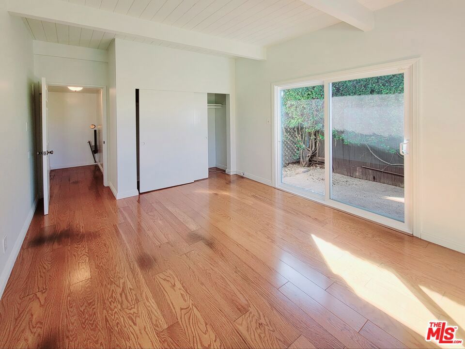 25353 Oak Street Property Photo 26