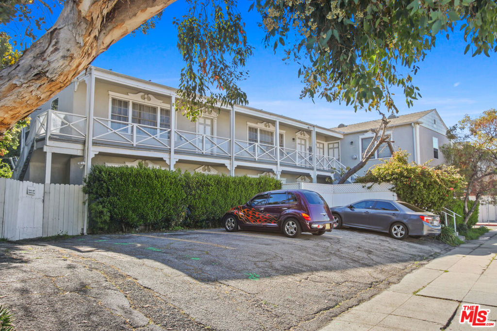 2656 S La Cienega Avenue Property Photo 4