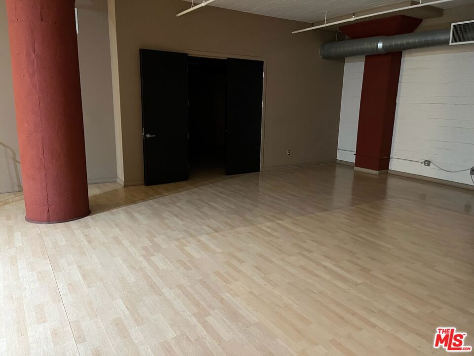 1855 Industrial Street 509 Property Photo 27